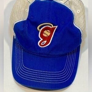 BLUE AND WHITE HAT CAP